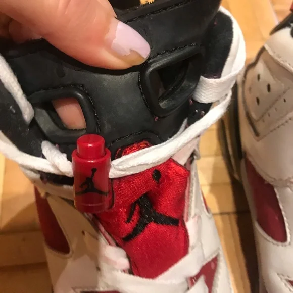 Air Jordan Retro 6 Carmine GS (2021) - Picture 10 of 11